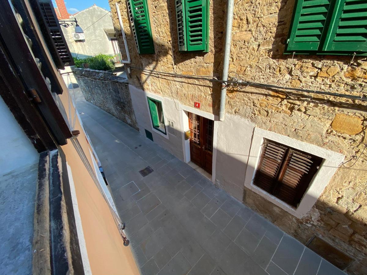 Apartments Lina Capodistria Esterno foto