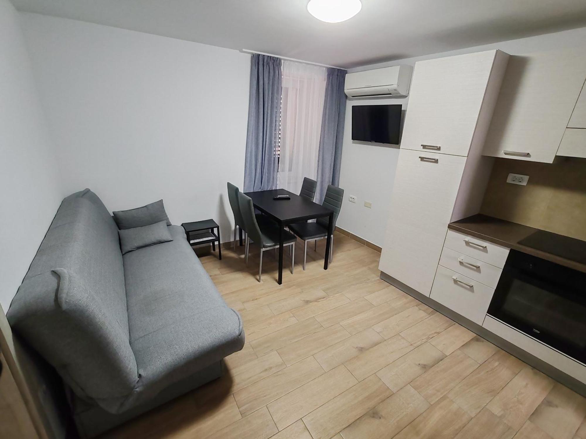 Apartments Lina Capodistria Esterno foto